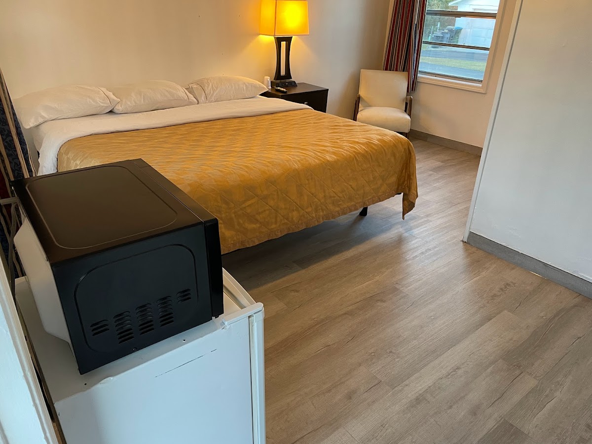 University Inn photo 3