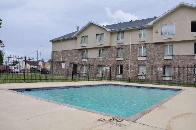 Heritage INN
