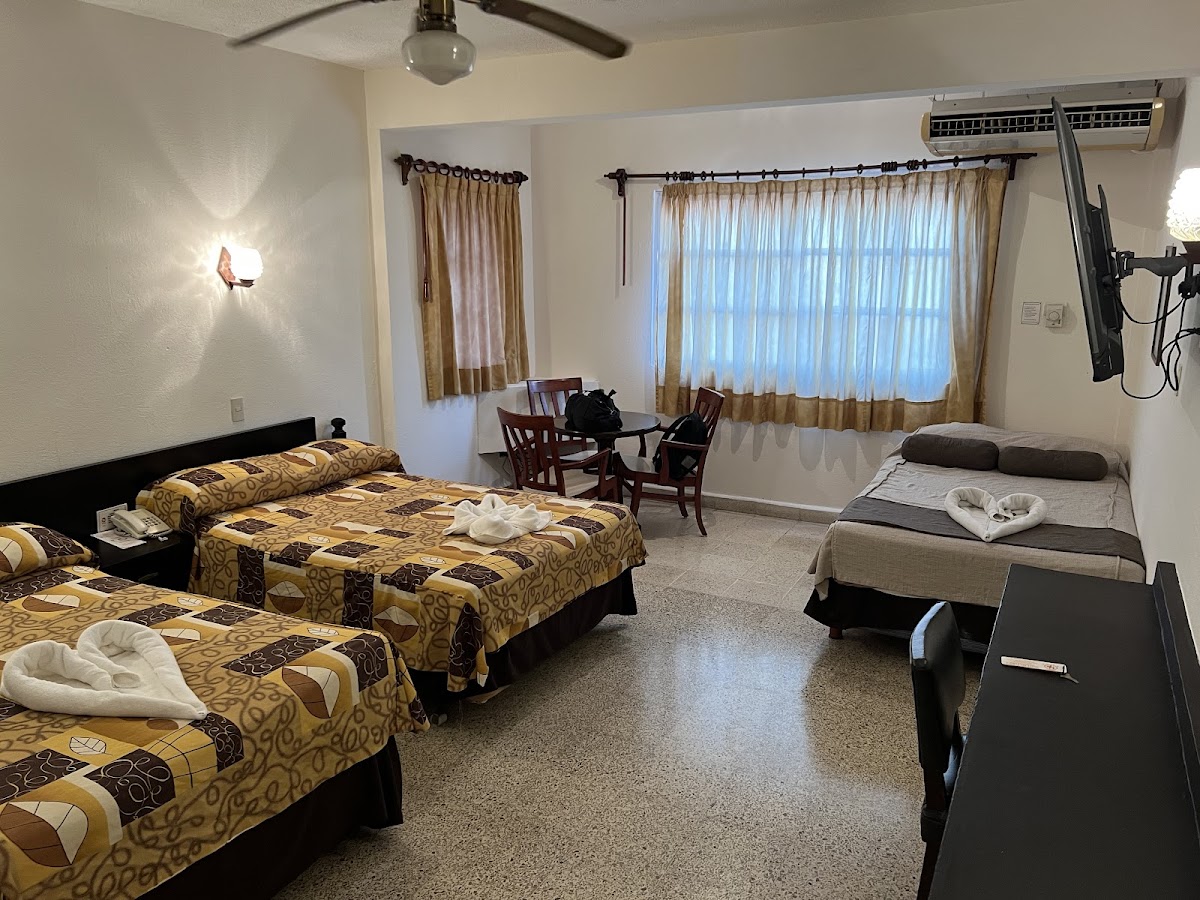 Hotel Del Parque photo 2