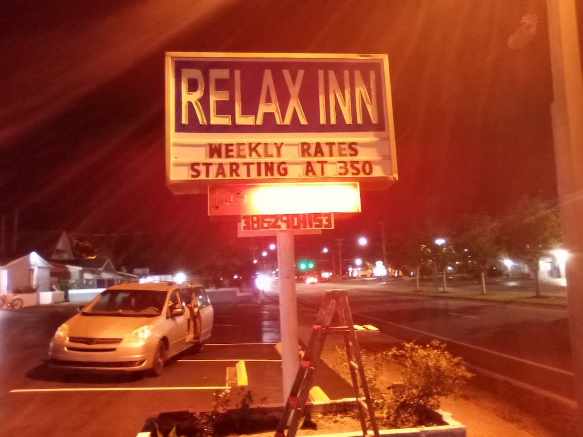 Relax Inn photo 2
