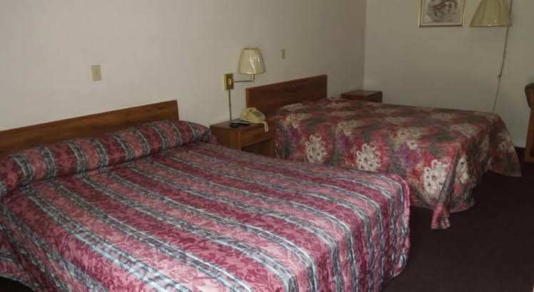 Lee's Motel photo 2