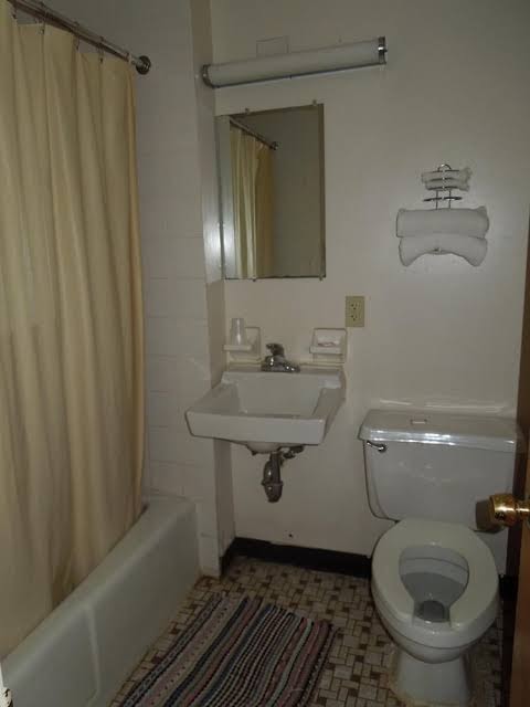 Lee's Motel photo 3