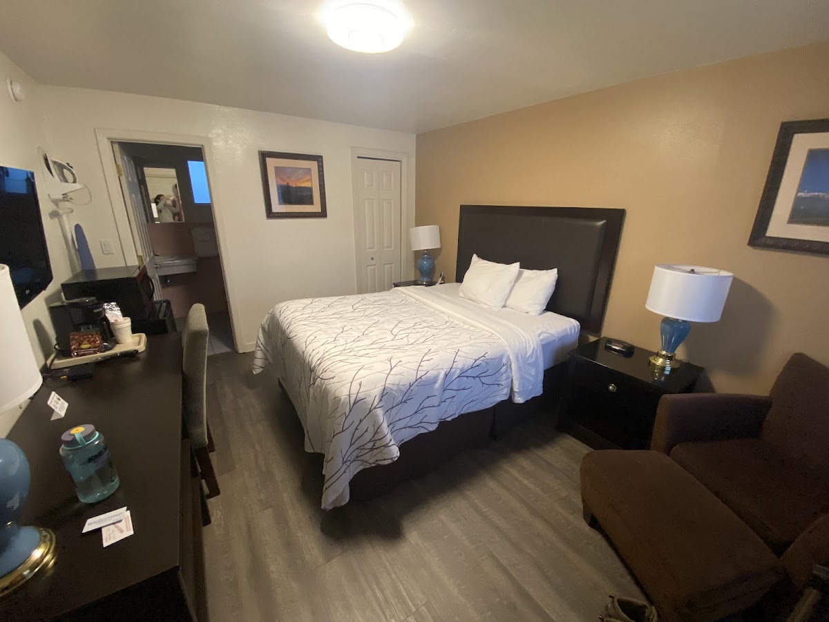 Uptown Inn photo 2