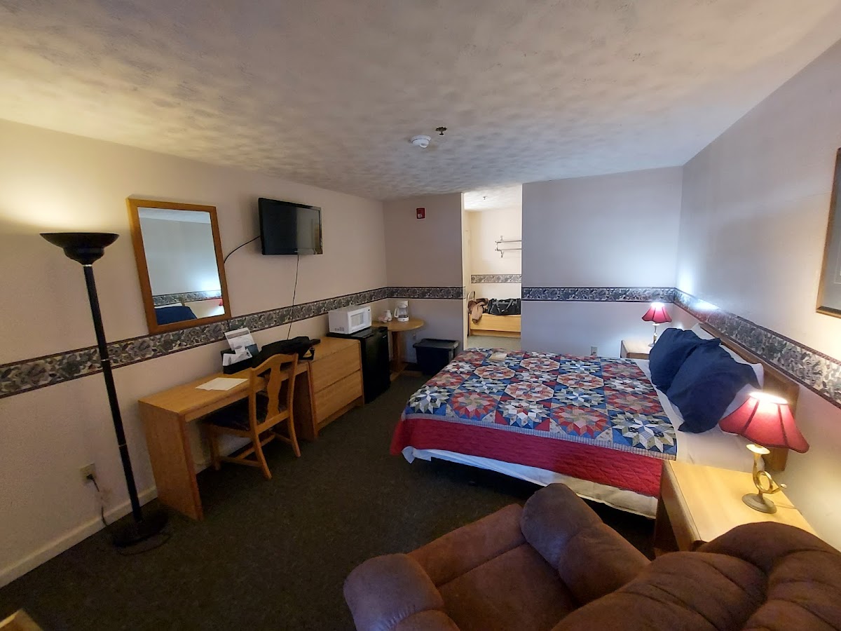 Maple Leaf Motel photo 2