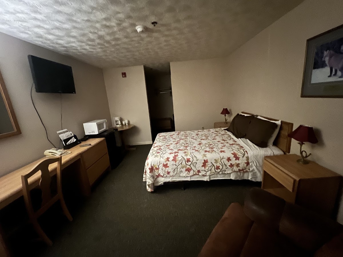 Maple Leaf Motel photo 3