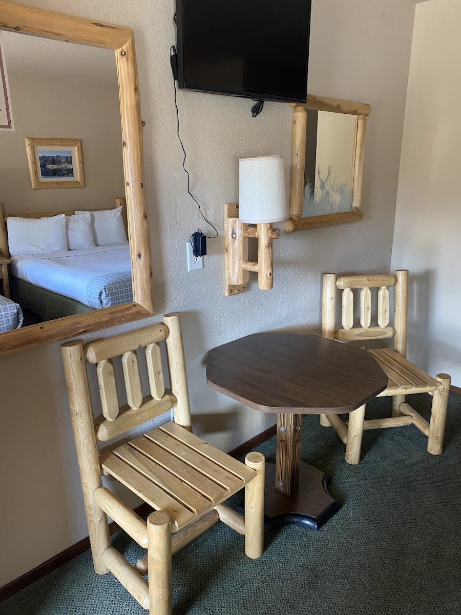 Wildwood Inn photo 3