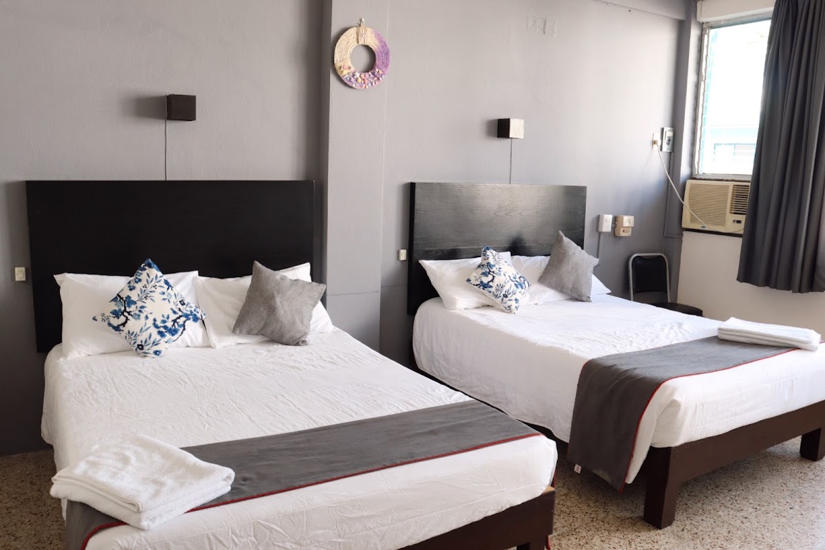 Hotel Las Brisas photo 2