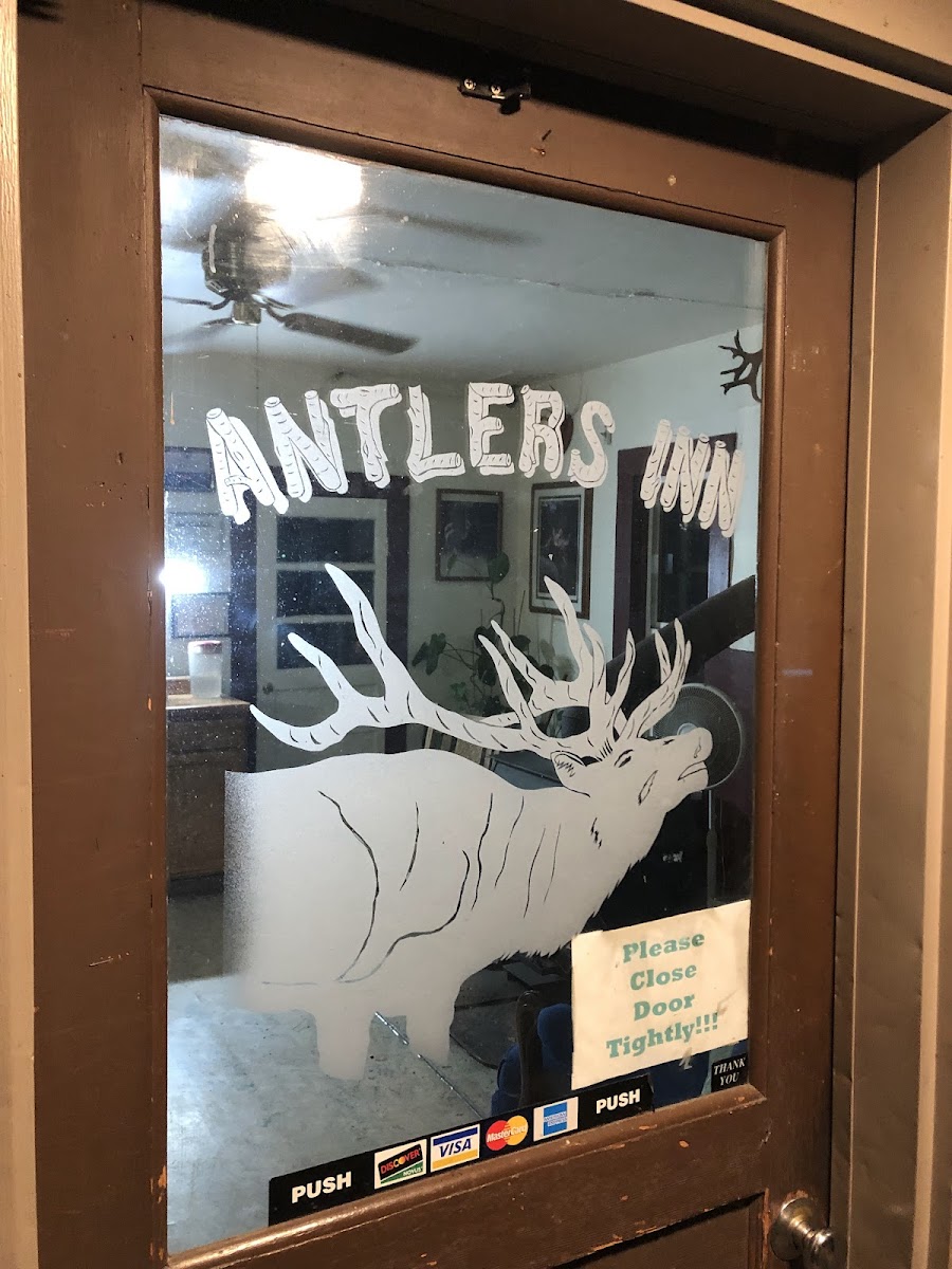 Antlers Inn photo 3