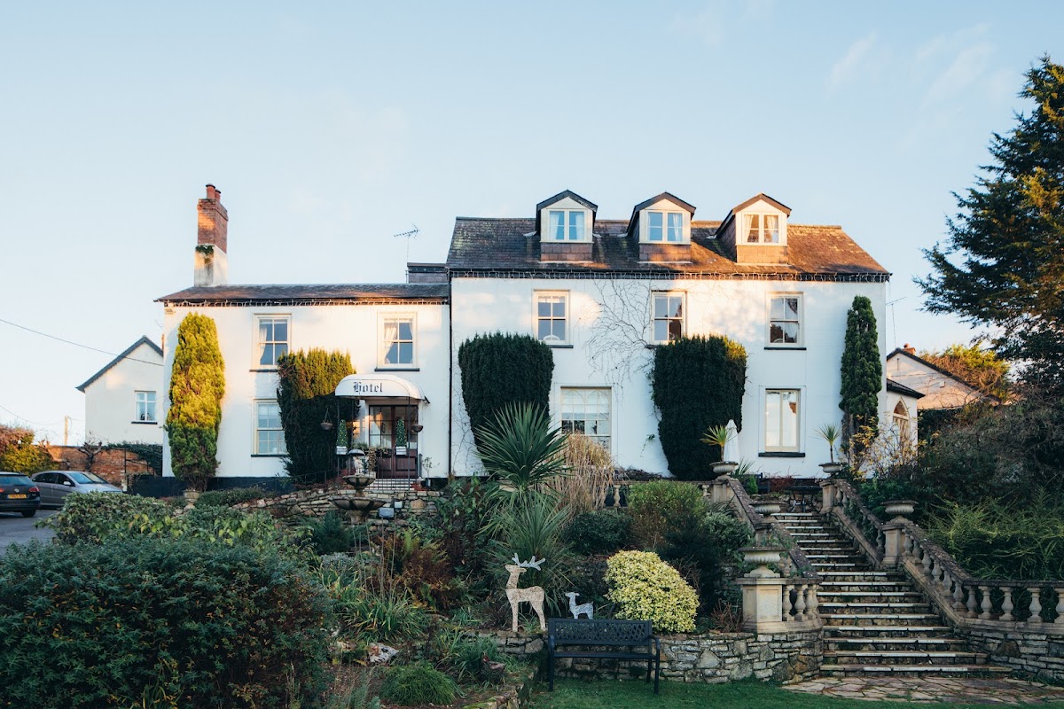 Mount Pleasant Hotel