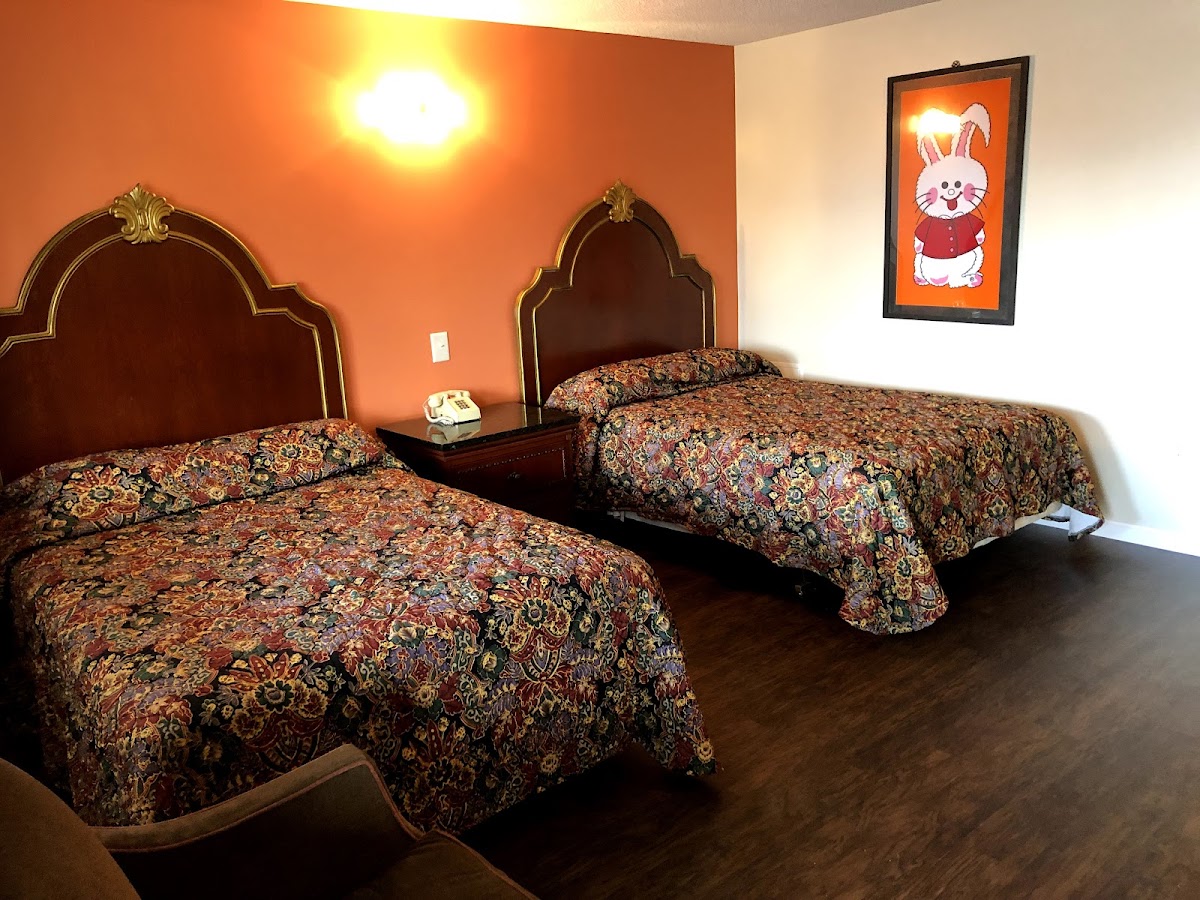 Royal Inn