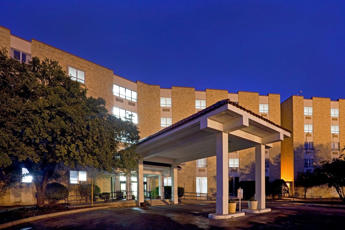 IHG Army Hotels Building 1384