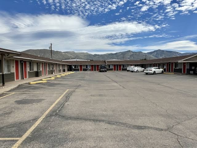 Budget Inn
