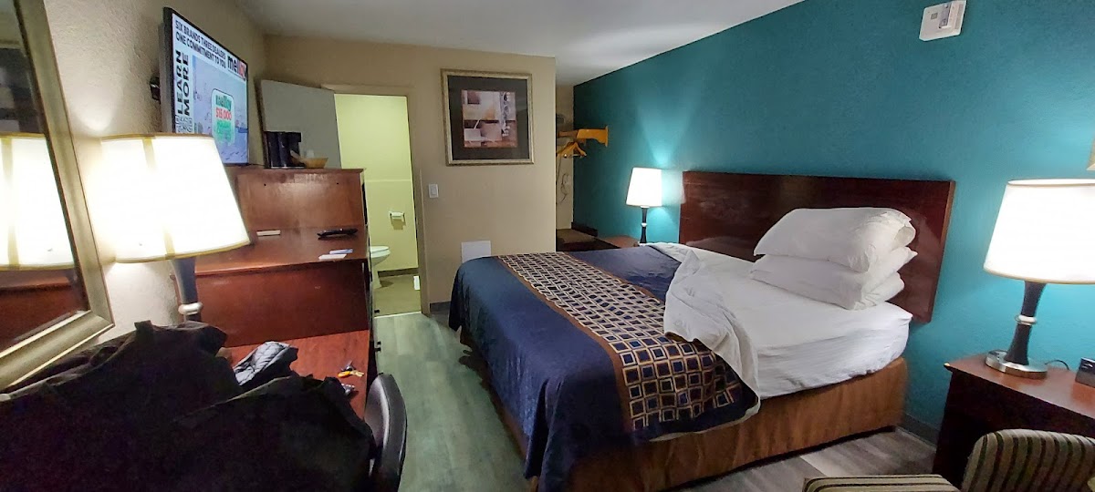 Budget Inn photo 2