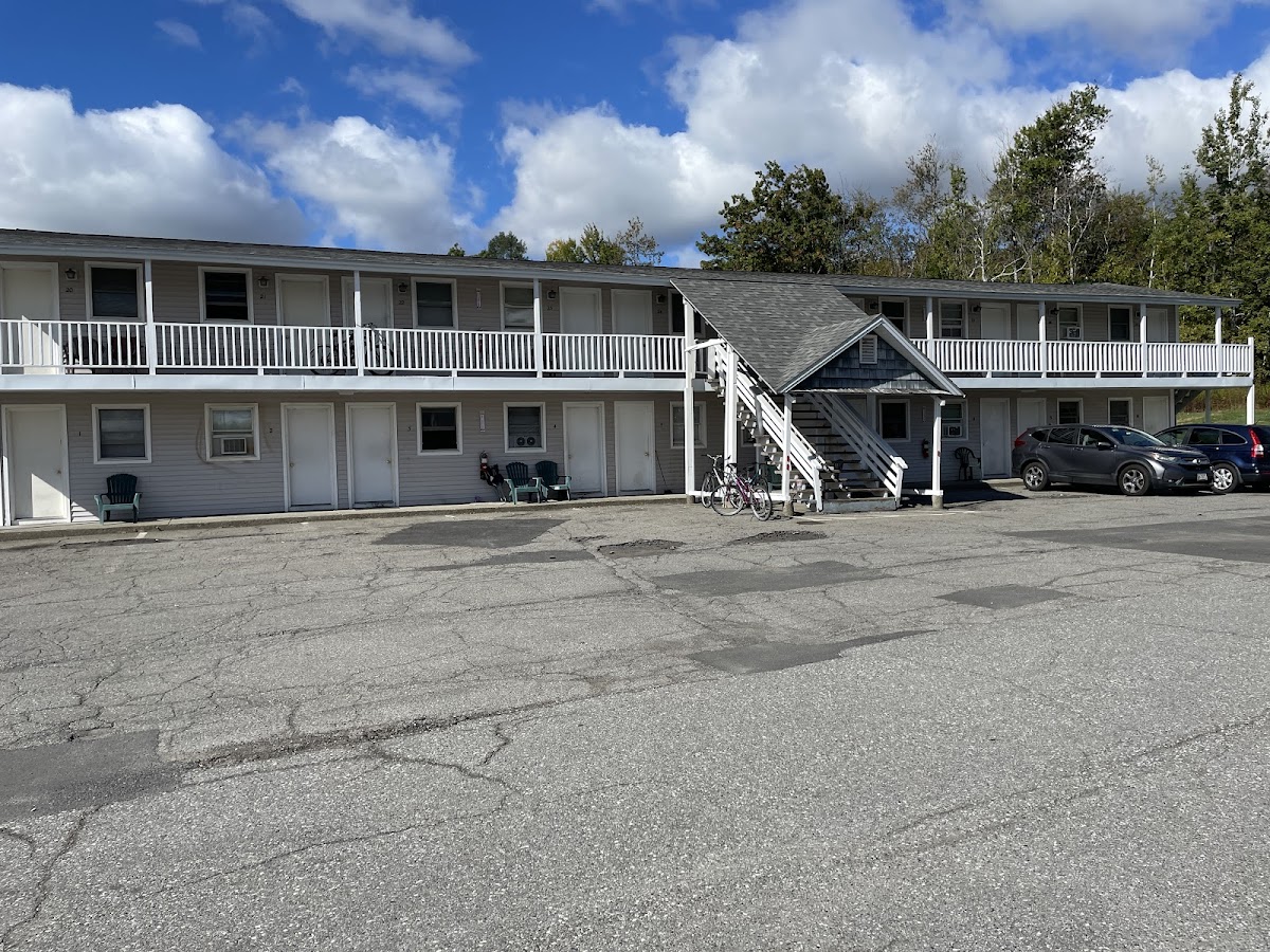 Riverview Motel
