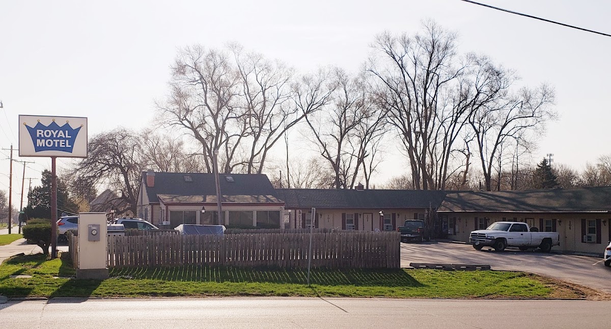 Royal Motel photo 3