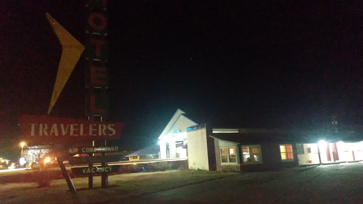Travellers Motel