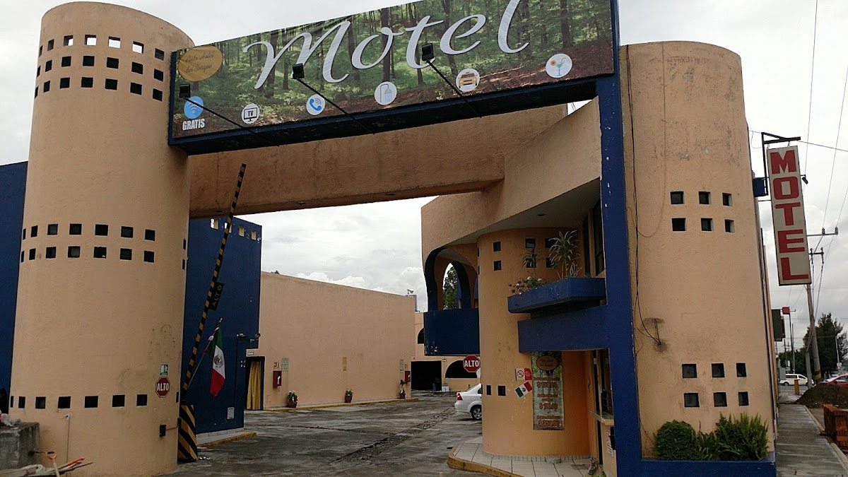 Forest Motel