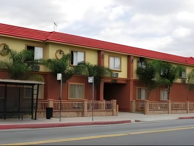 Central Inn Motel photo 3