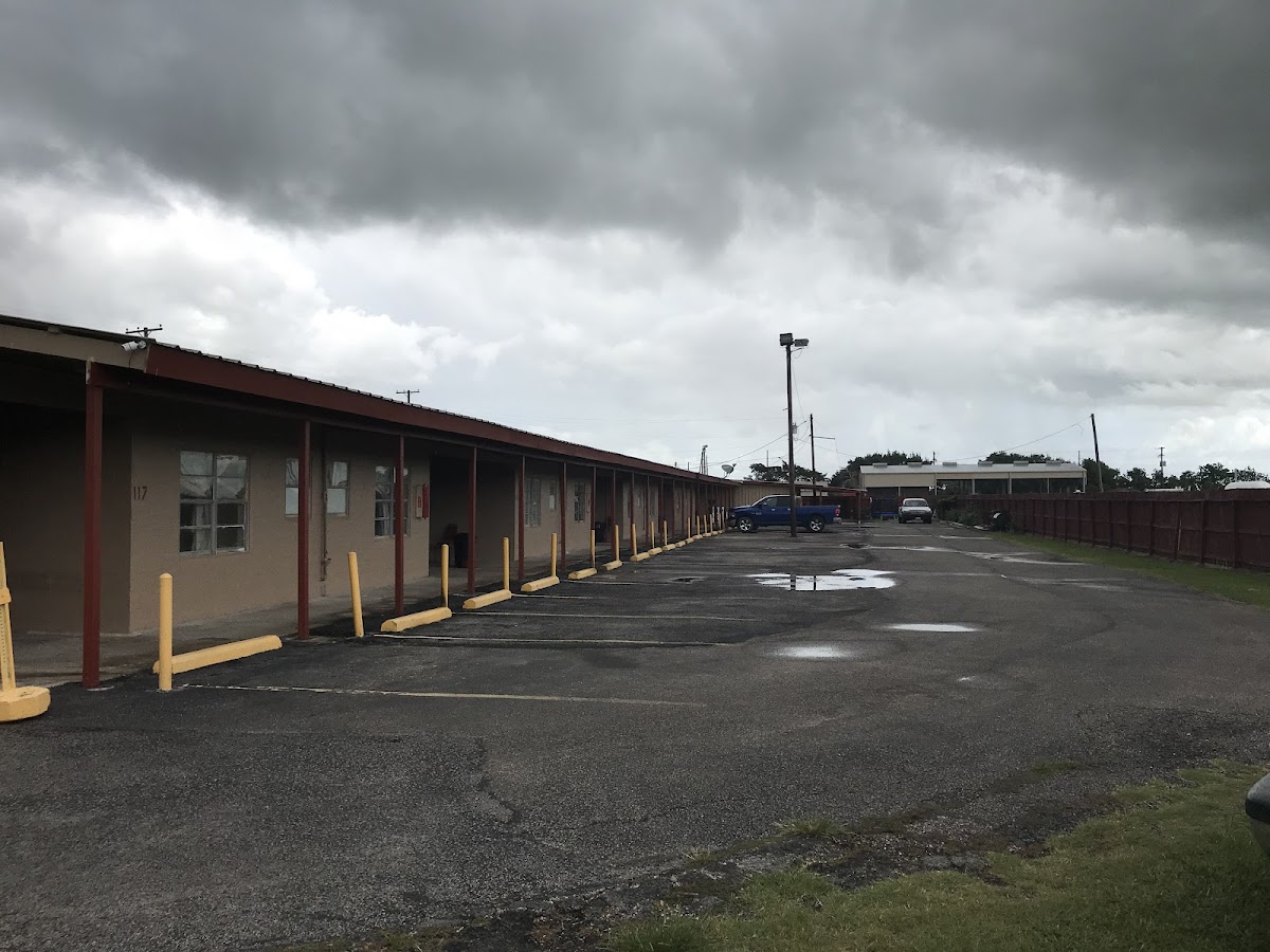 Economy Inn