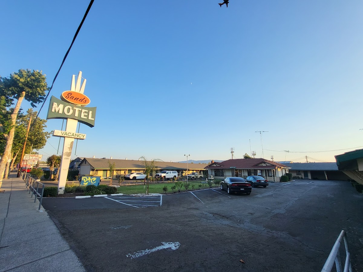 Sands Motel photo 3