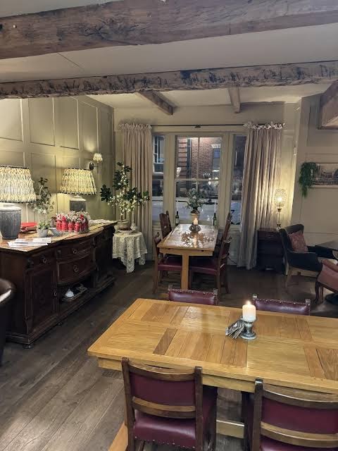 White Lion Hotel photo 3