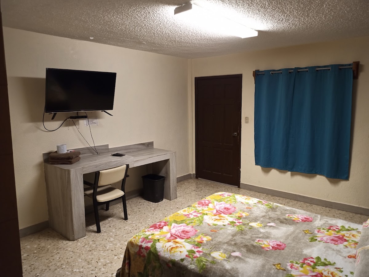 HOTEL LA FINCA photo 2