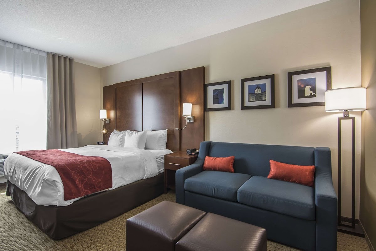 Comfort Suites photo 2