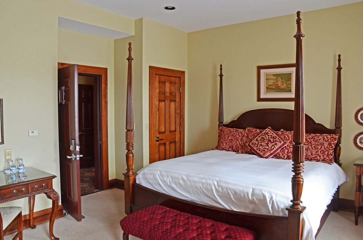 The Port Hotel photo 3