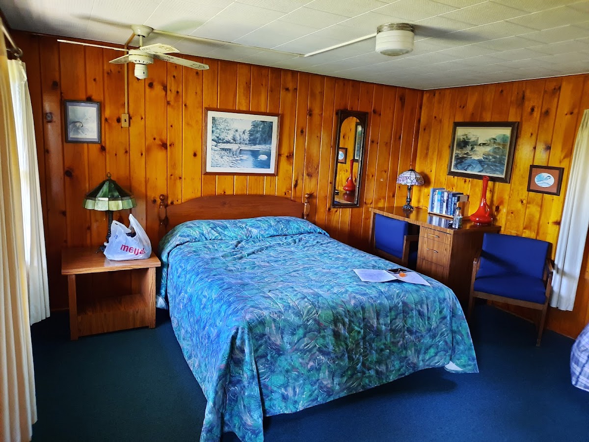 Gateway Motel photo 2