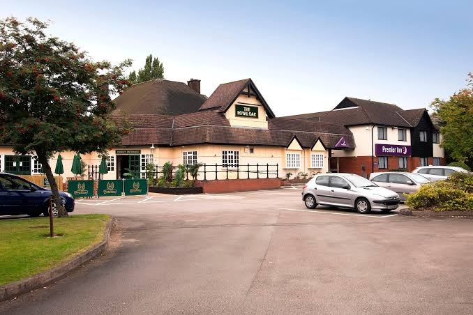 Royal Oak Hotel