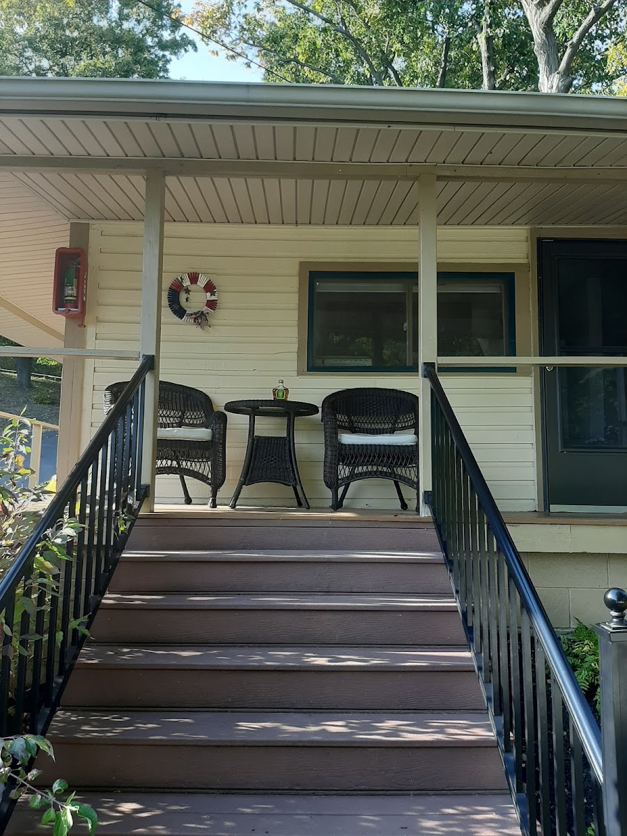 Colonial Motel photo 3