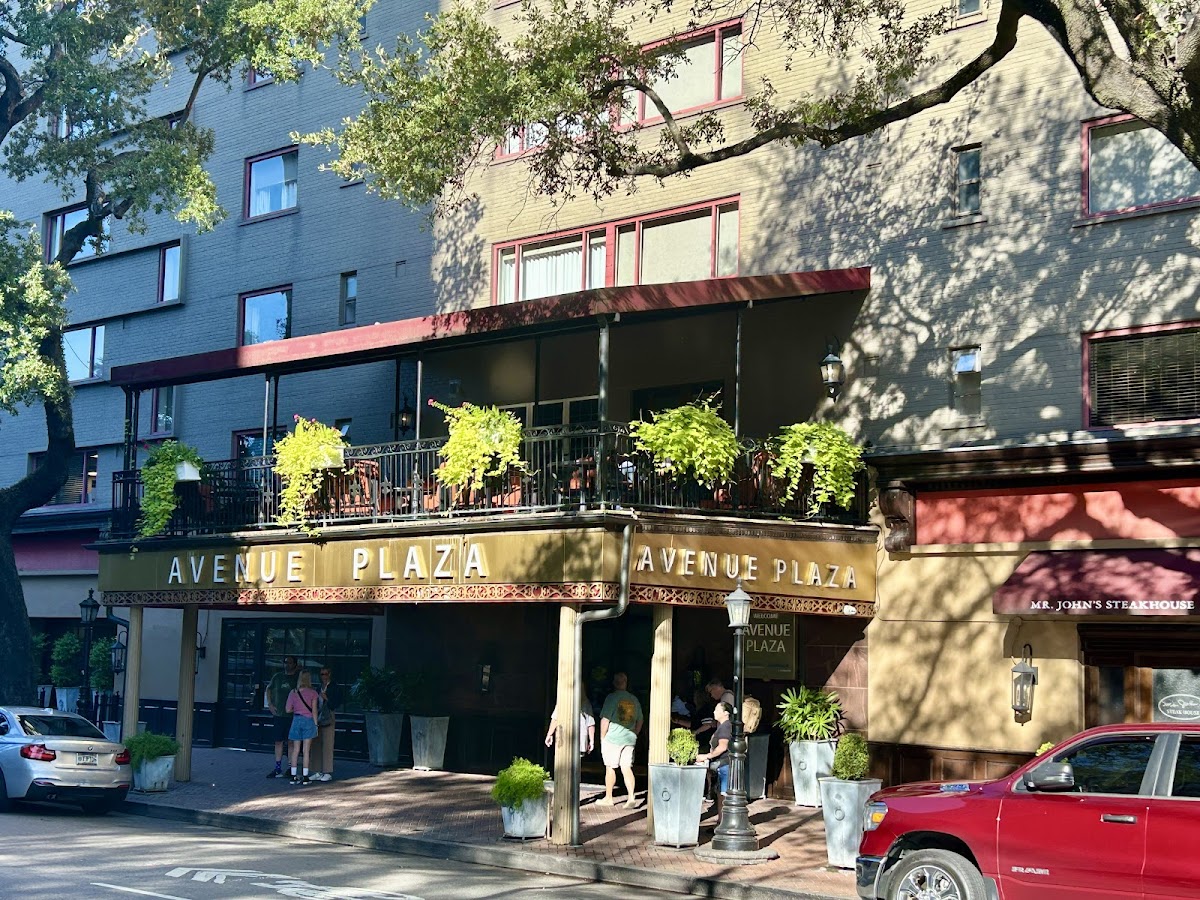 Avenue Plaza Hotel photo 3
