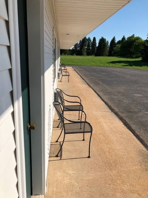 Village Inn Motel photo 3