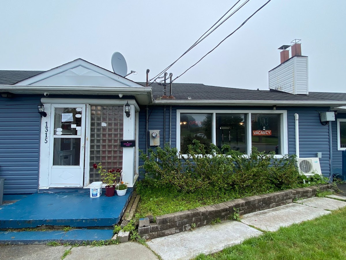 Hillcrest Motel