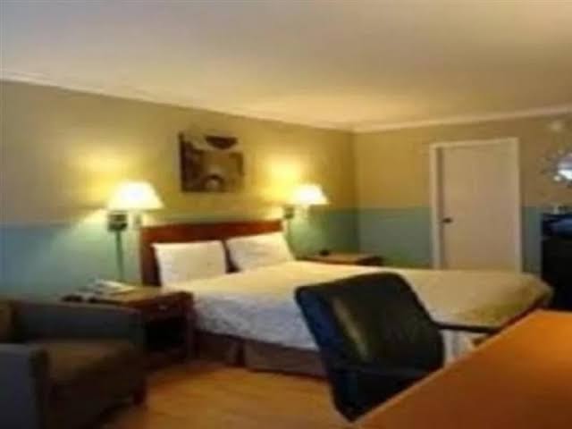 Sequoia Inn photo 3