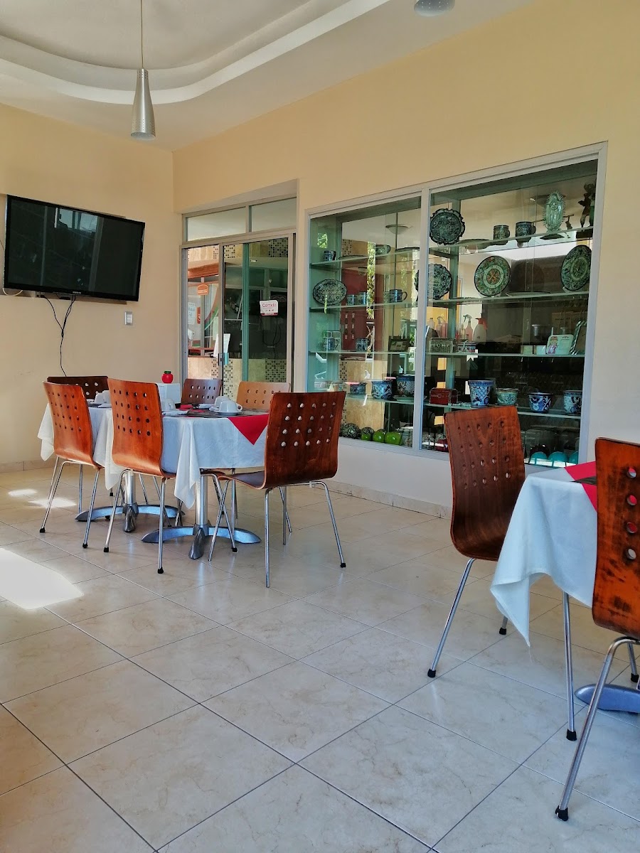 HOTEL SIERRA INN photo 2