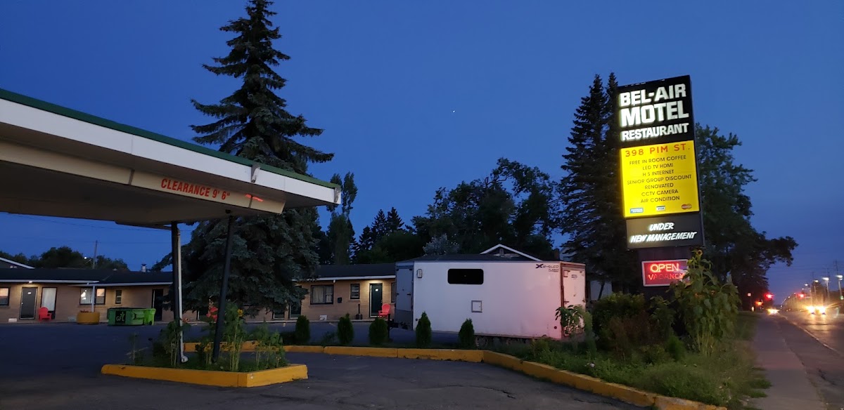 Bel Air Motel