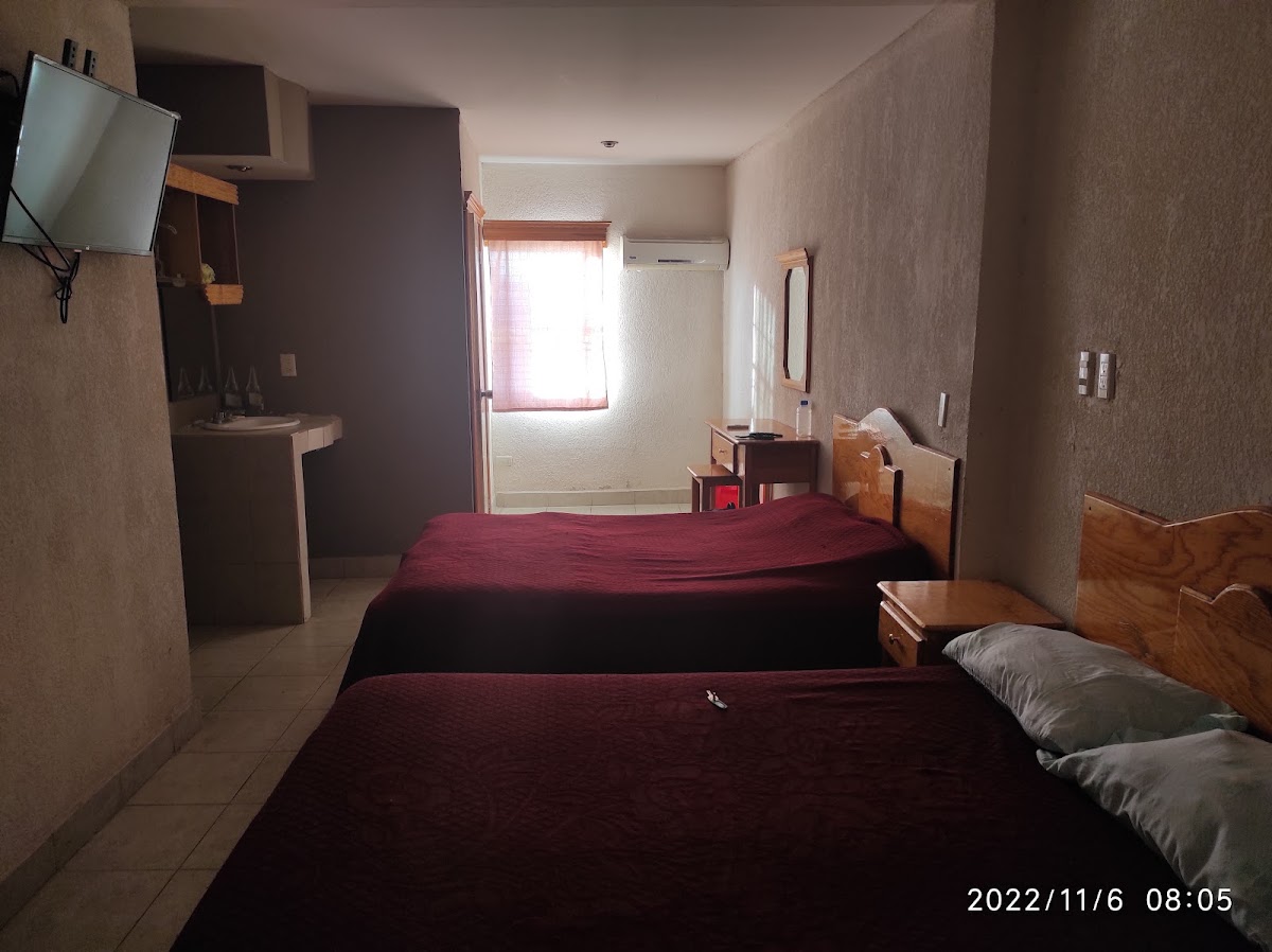 Hotel Avenida photo 2