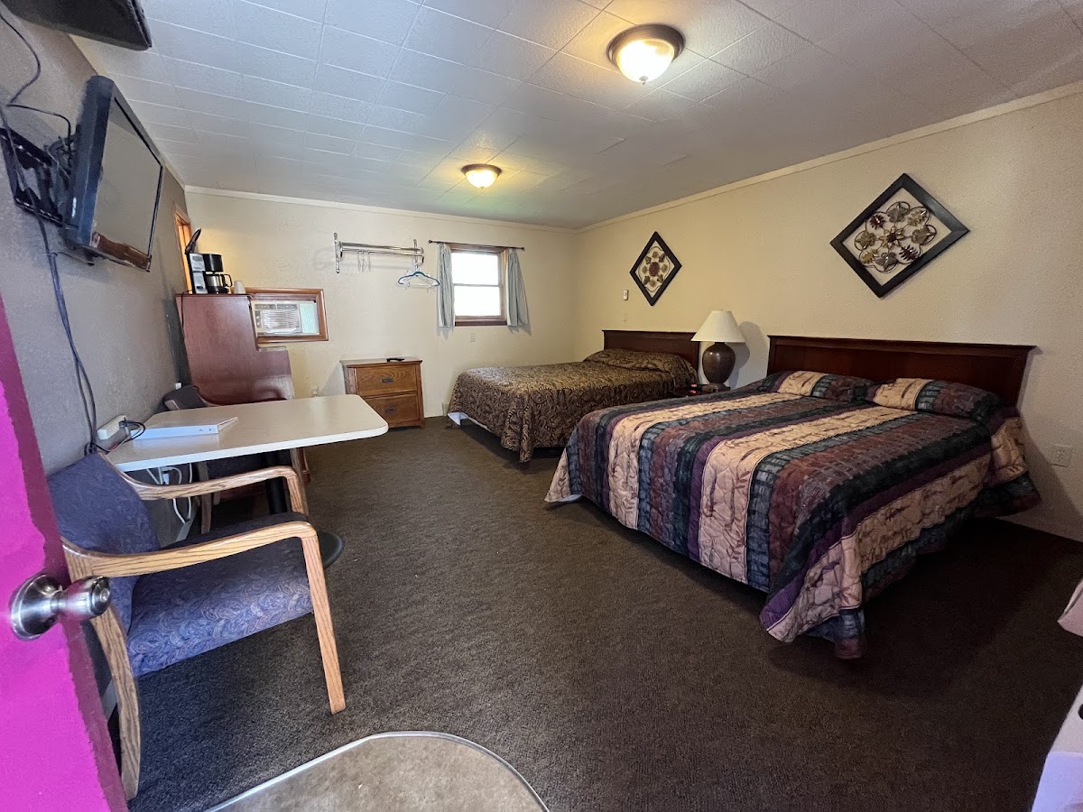 Willows Motel photo 2