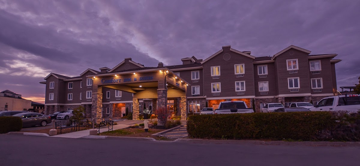 Comfort Inn & Suites