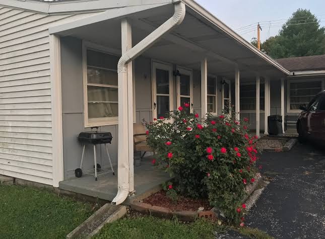 Shamrock Motel