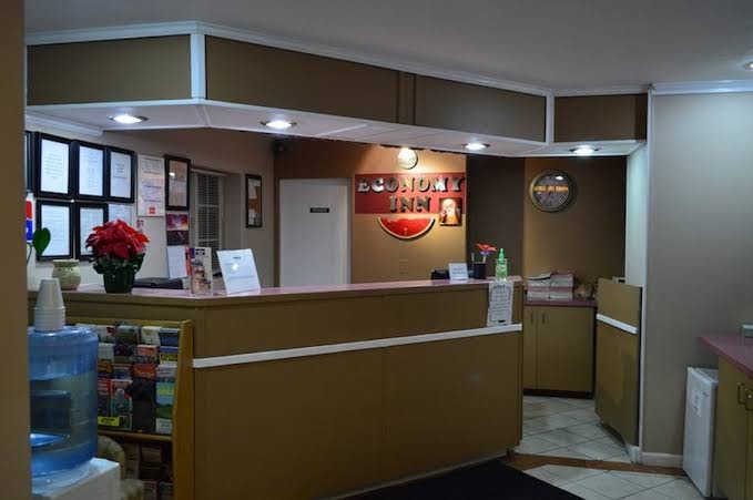 Economy Inn photo 3