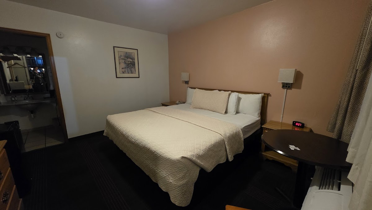Silver Saddle Motel photo 2