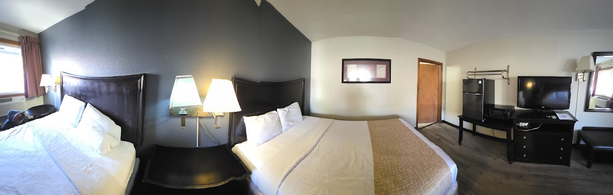 Towne & Country Motel photo 2