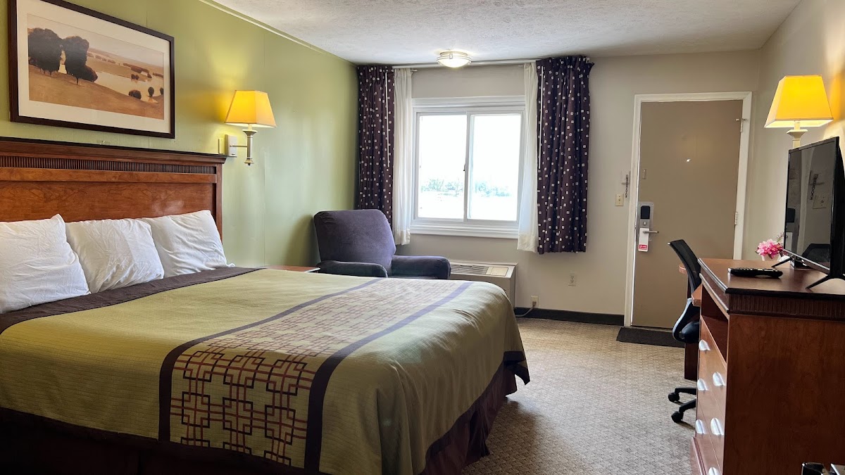 Capri Motel photo 2