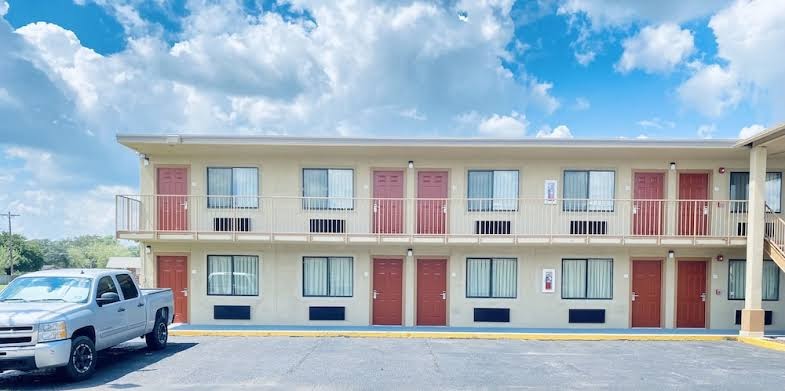 Executive Inn