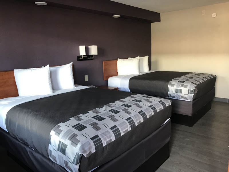 Executive Inn photo 2