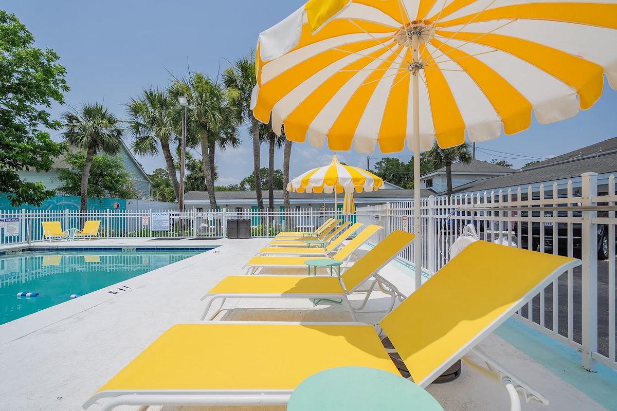 Royal Palms Motel photo 3