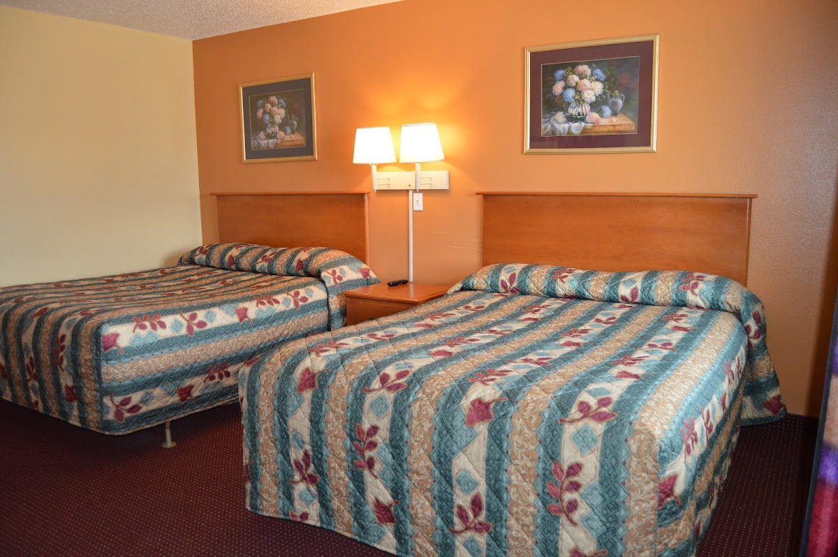 Midway Motel photo 2