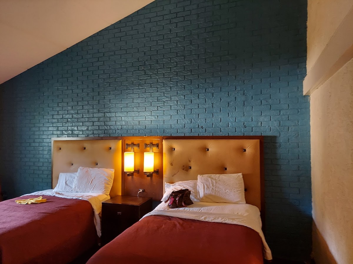La Casa Inn and Suites photo 2